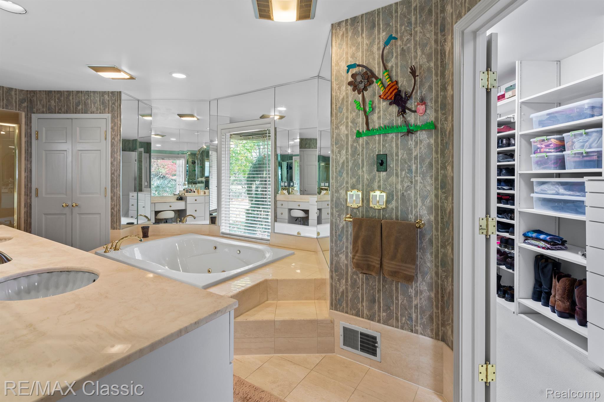 4640 Pickering Road Bloomfield Hills, MI 48301 - Photo 44 of 54 Gallery Image 44