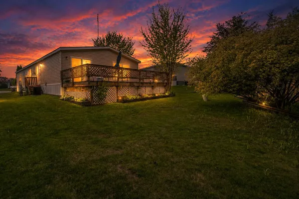 $89,900 | 8000 Warren Woods Road, Unit 62, Three Oaks, MI 49128