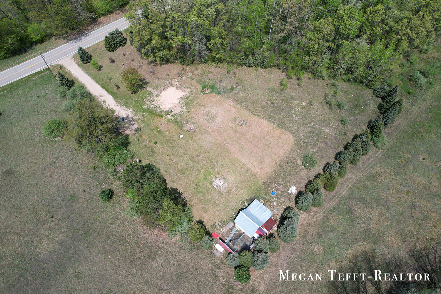 10770 Long Road Howard City, MI 49329 - Photo 4 of 5 DJI_0131copy