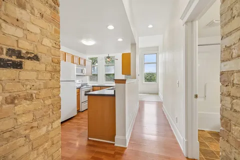 $235,000 | 1009 Summit Avenue, Unit 6, Stoughton, WI 53589