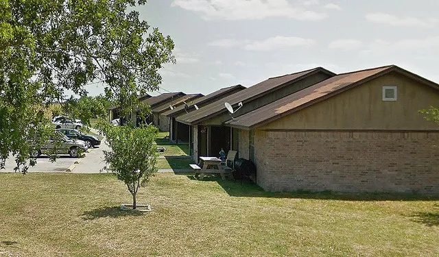 $515 | 1200 Goliad Street, Runge, TX 78151