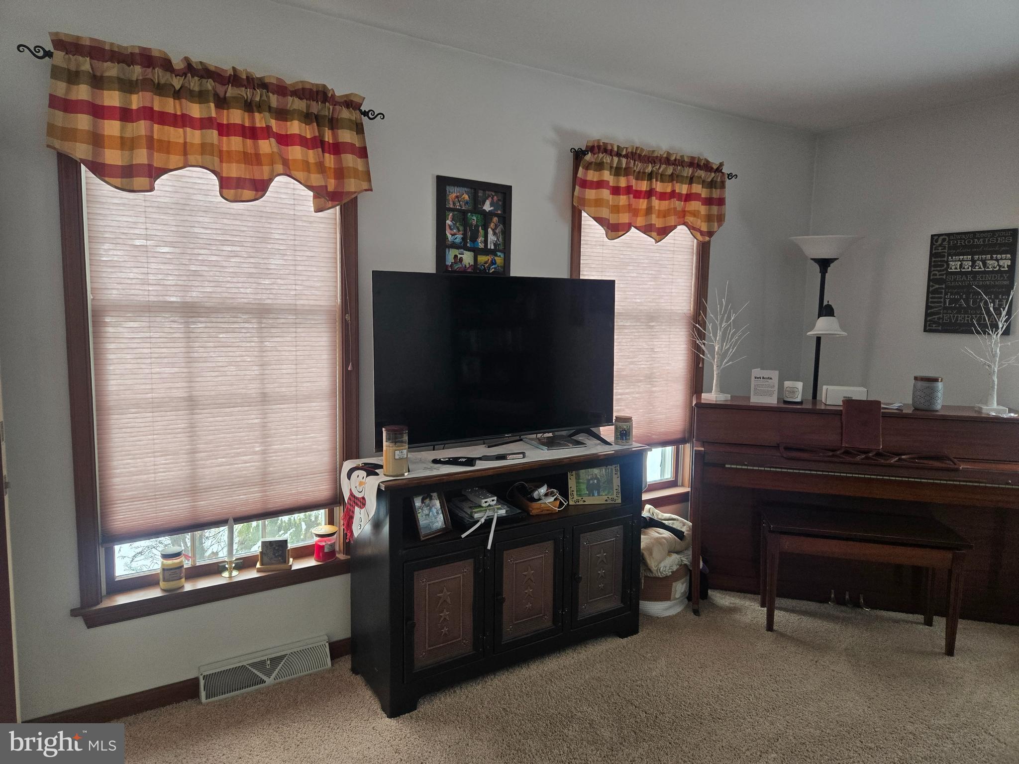 3 White Oak Road Fleetwood, PA 19522 - Photo 21 of 48 a living room with furniture and a flat screen tv