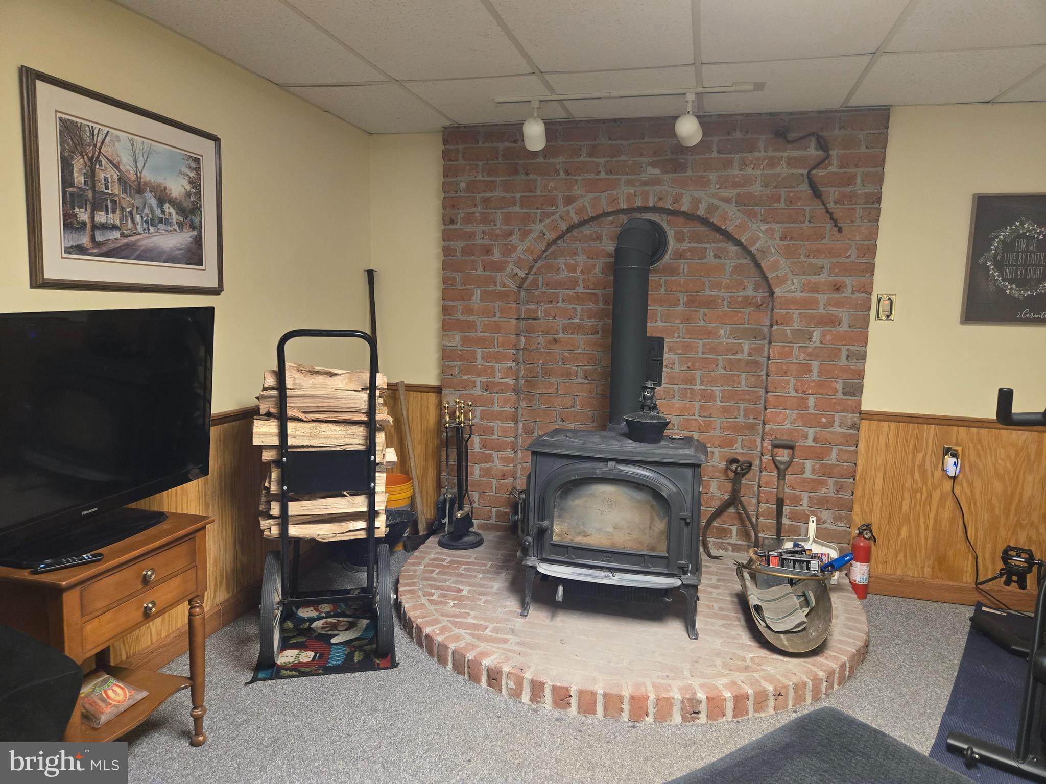 3 White Oak Road Fleetwood, PA 19522 - Photo 38 of 48 a living room with furniture and a fireplace