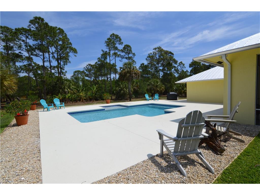 4820 Grovers Road Fort Pierce, FL 34951 - Photo 33 of 36