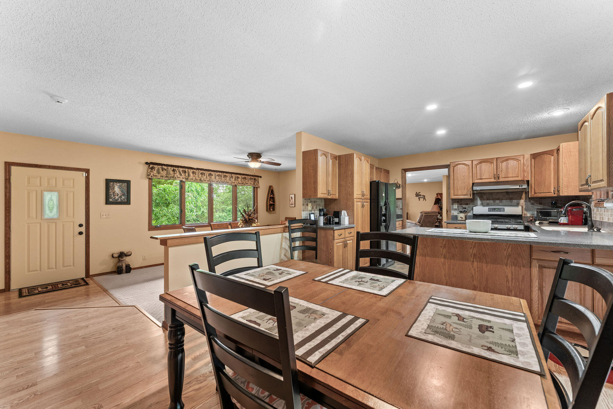 845 Alyeska Point Road Lampe, MO 65681 - Photo 12 of 34 Eat In Kitchen