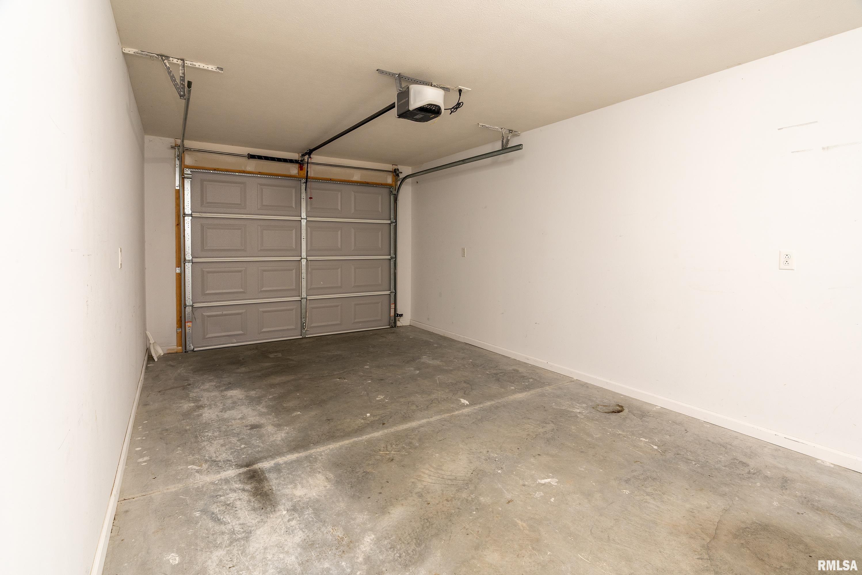 504 South Mechanic Street Marion, IL 62959 - Photo 25 of 32