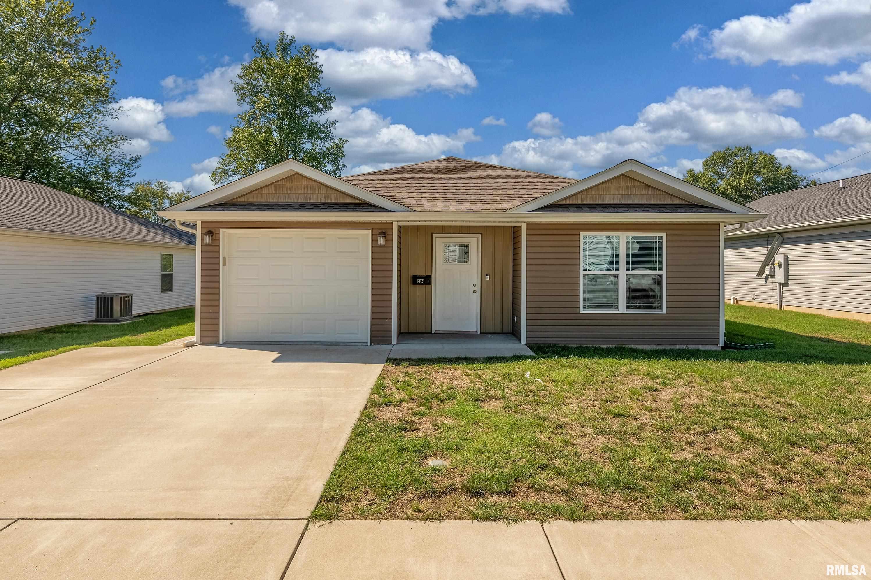 504 South Mechanic Street Marion, IL 62959 - Photo 3 of 32