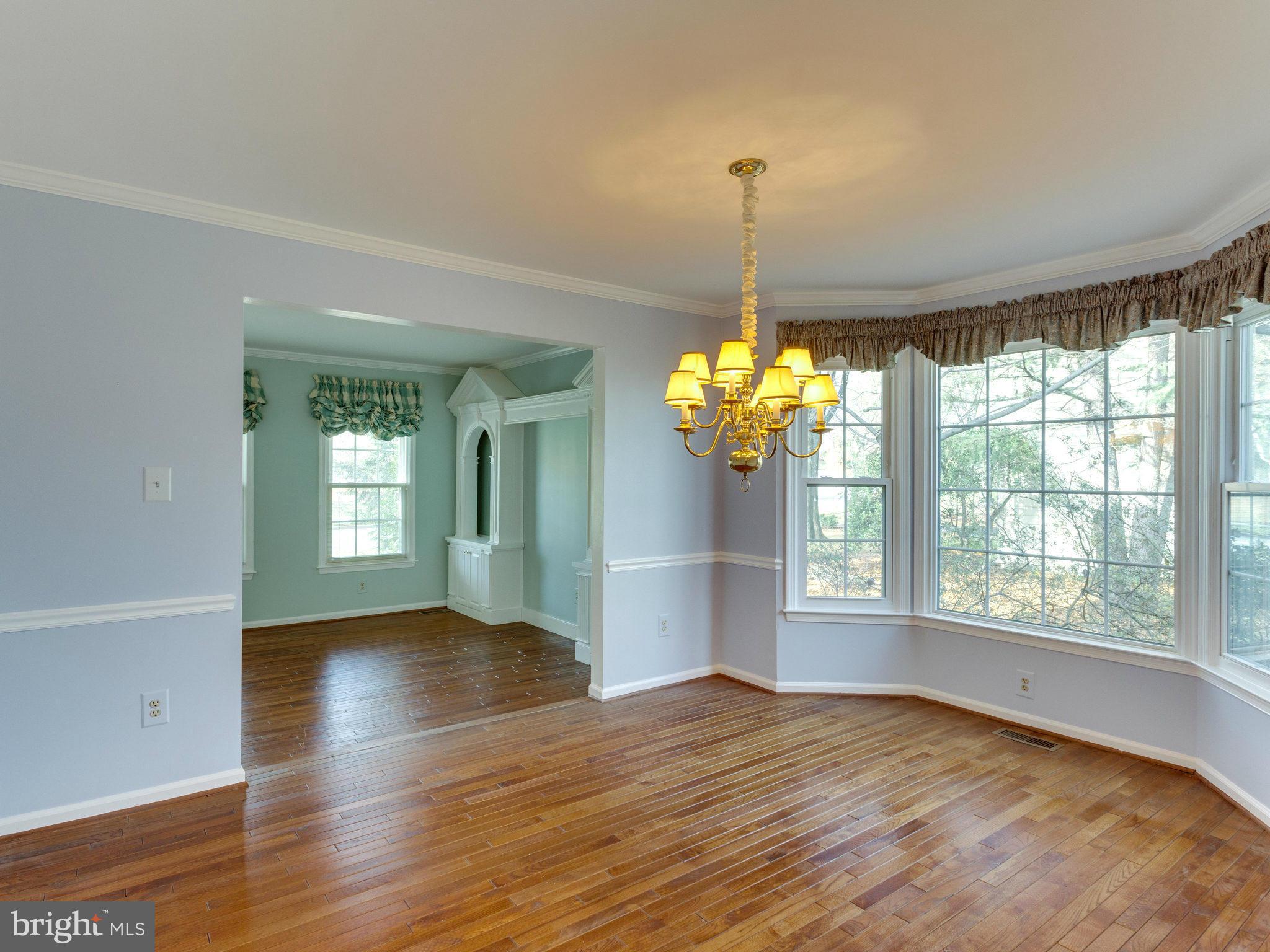 203 E Street Northeast Vienna, VA 22180 - Photo 13 of 30 Dining Room