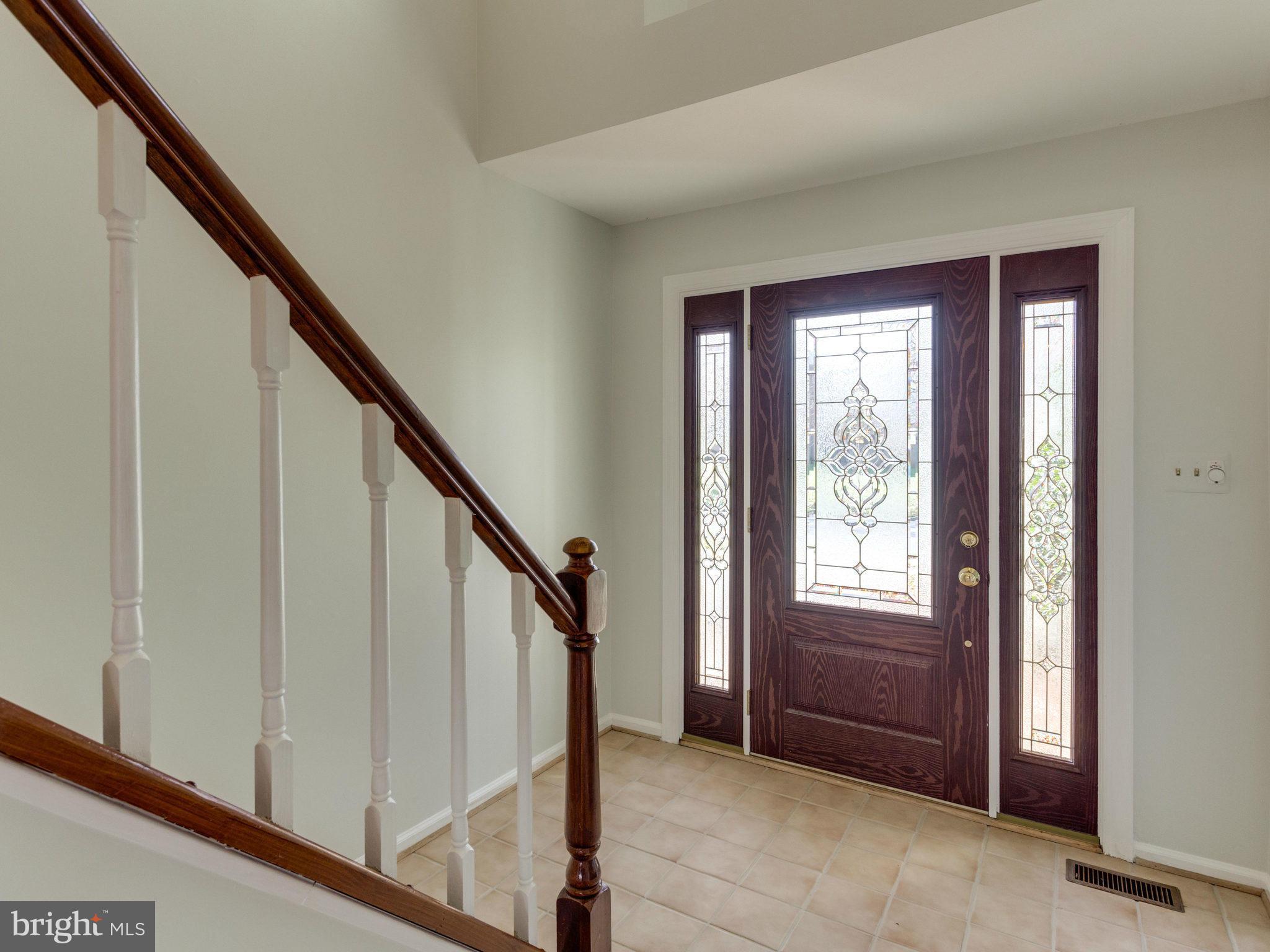 203 E Street Northeast Vienna, VA 22180 - Photo 3 of 30 Interior (General)