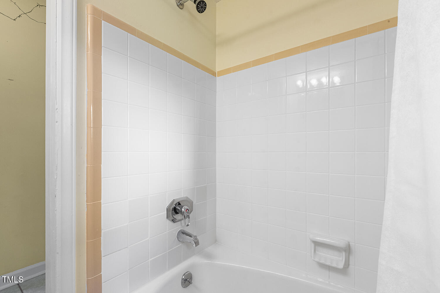 1000 Winona Road Raleigh, NC 27609 - Photo 27 of 36 -
