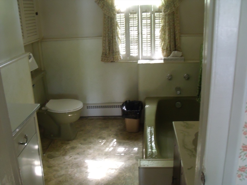 2 North Street Williamsburg, MA 01096 - Photo 15 of 26 Gallery Image 15