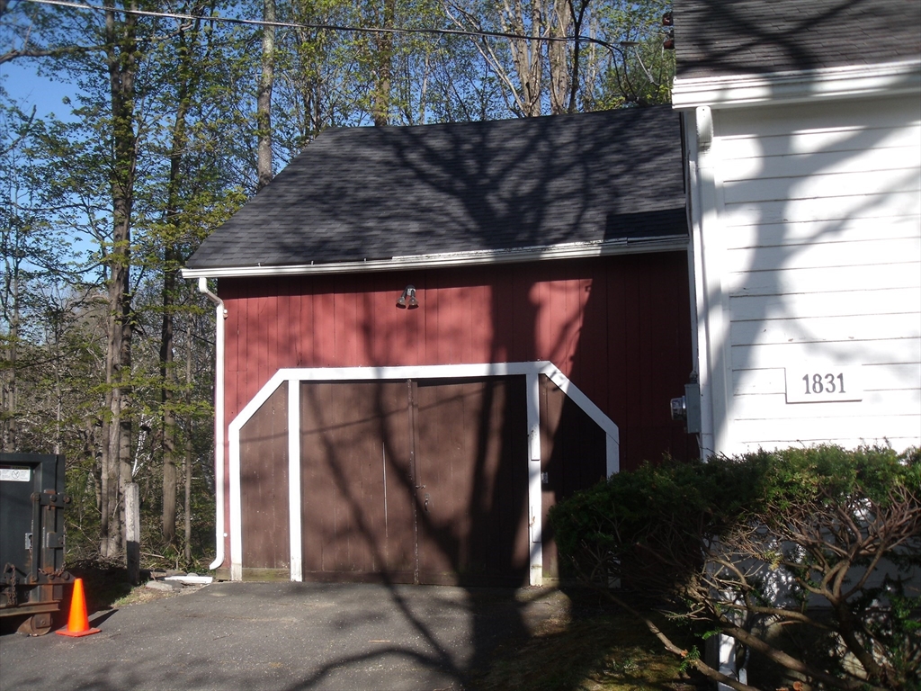 2 North Street Williamsburg, MA 01096 - Photo 9 of 26 Gallery Image 9