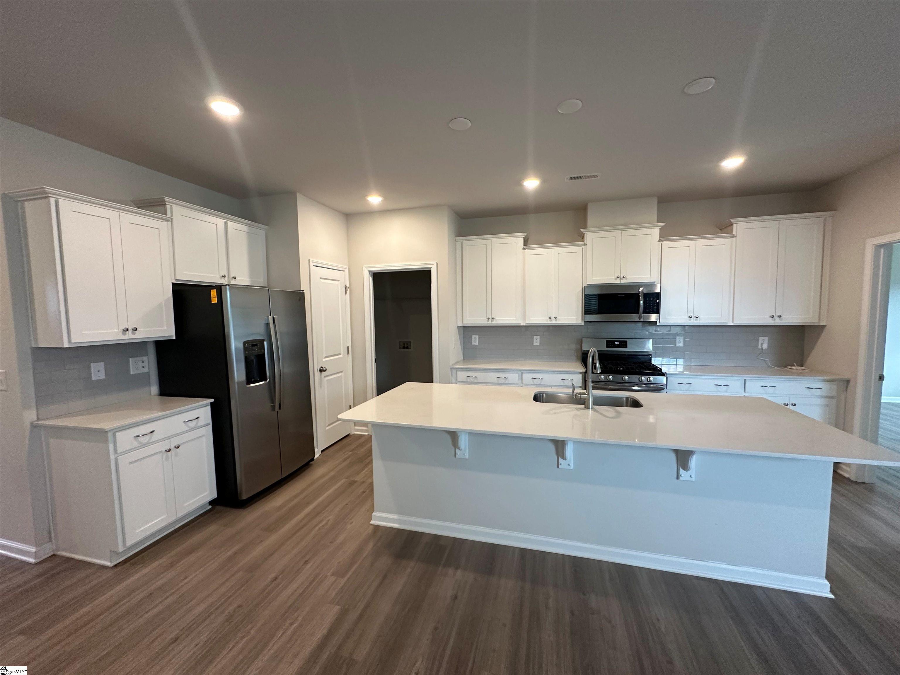 121 Magnolia Street Woodruff, SC 29388 - Photo 8 of 33