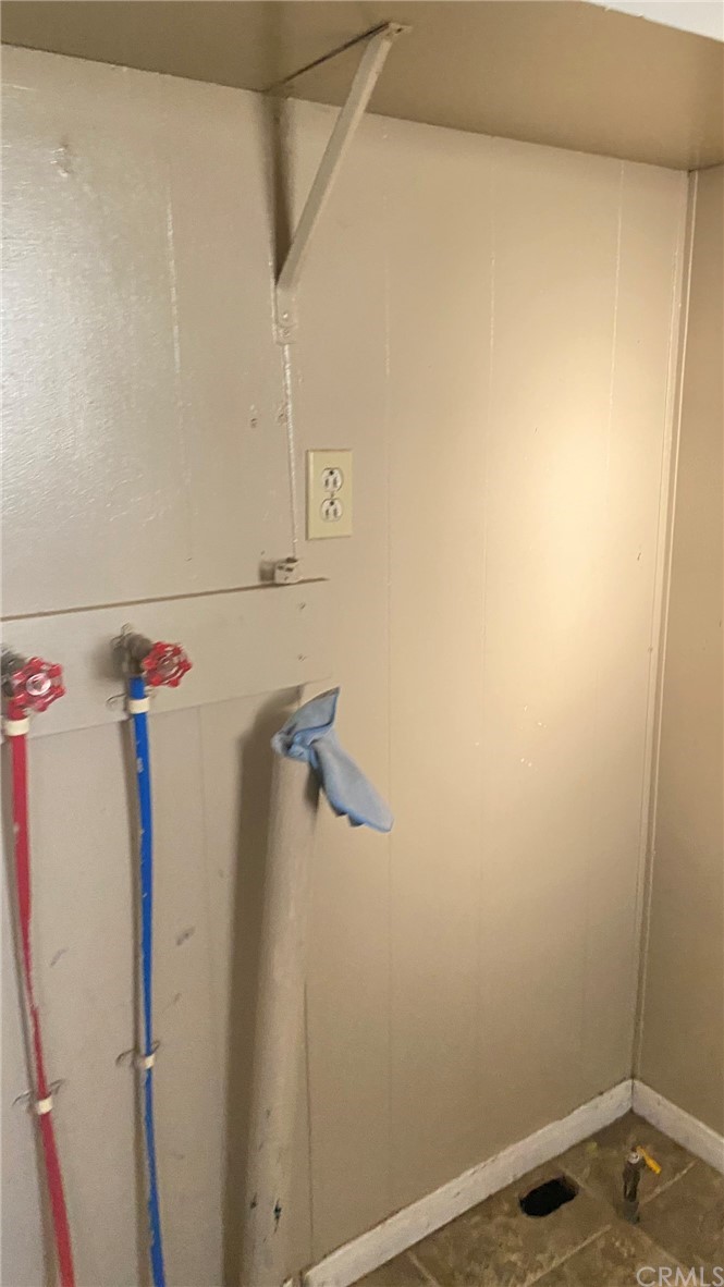 20455 Hunter Street Perris, CA 92570 - Photo 11 of 35 a view of small space