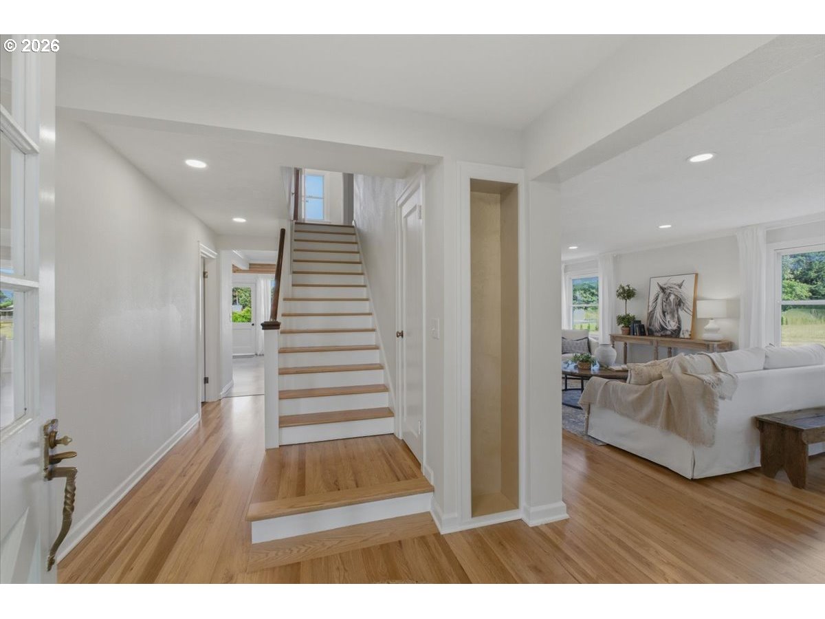 33027 White Oak Road Corvallis, OR 97333 - Photo 12 of 48