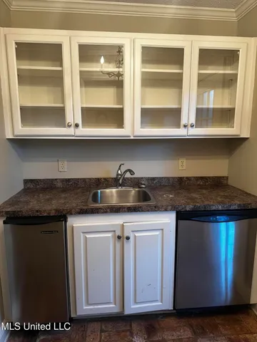 $299,000 | 3911 Washington Avenue, Pascagoula, MS 39581