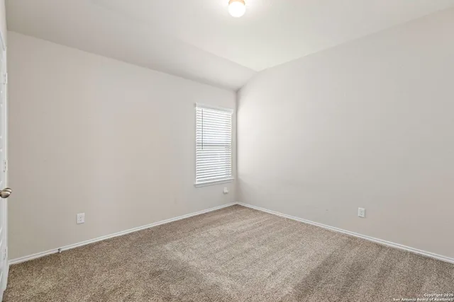 $1,950 | 161 Sambar Main, Schertz, TX 78108