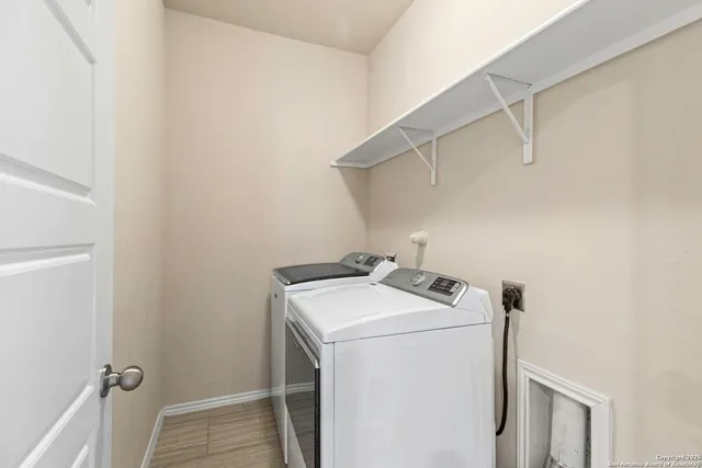 $1,950 | 161 Sambar Main, Schertz, TX 78108