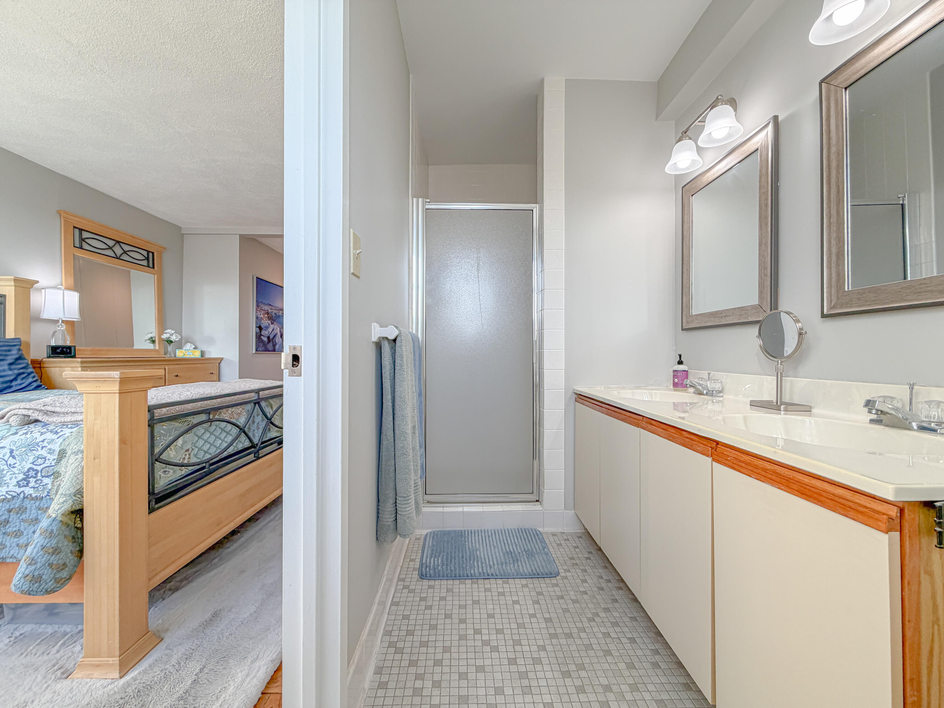 45 Eastern Promenade, Unit 2H Portland, ME 04101 - Photo 18 of 50 45 Eastern Prom #2H Portland -39