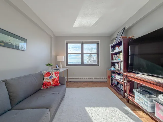 $725,000 | 45 Eastern Promenade, Unit 2H, Portland, ME 04101