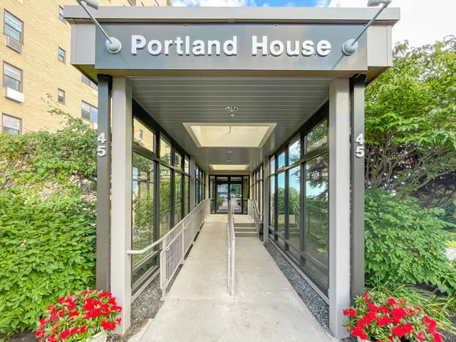 $725,000 | 45 Eastern Promenade, Unit 2H, Portland, ME 04101