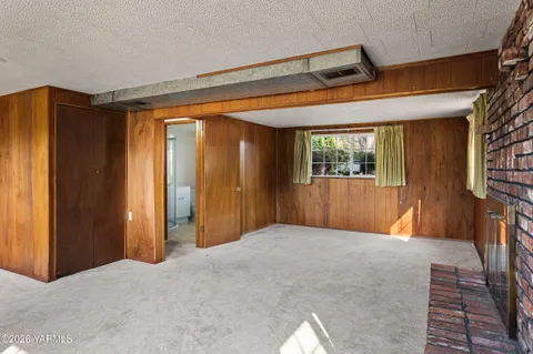 $365,000 | 1203 South 29th Avenue, Yakima, WA 98902