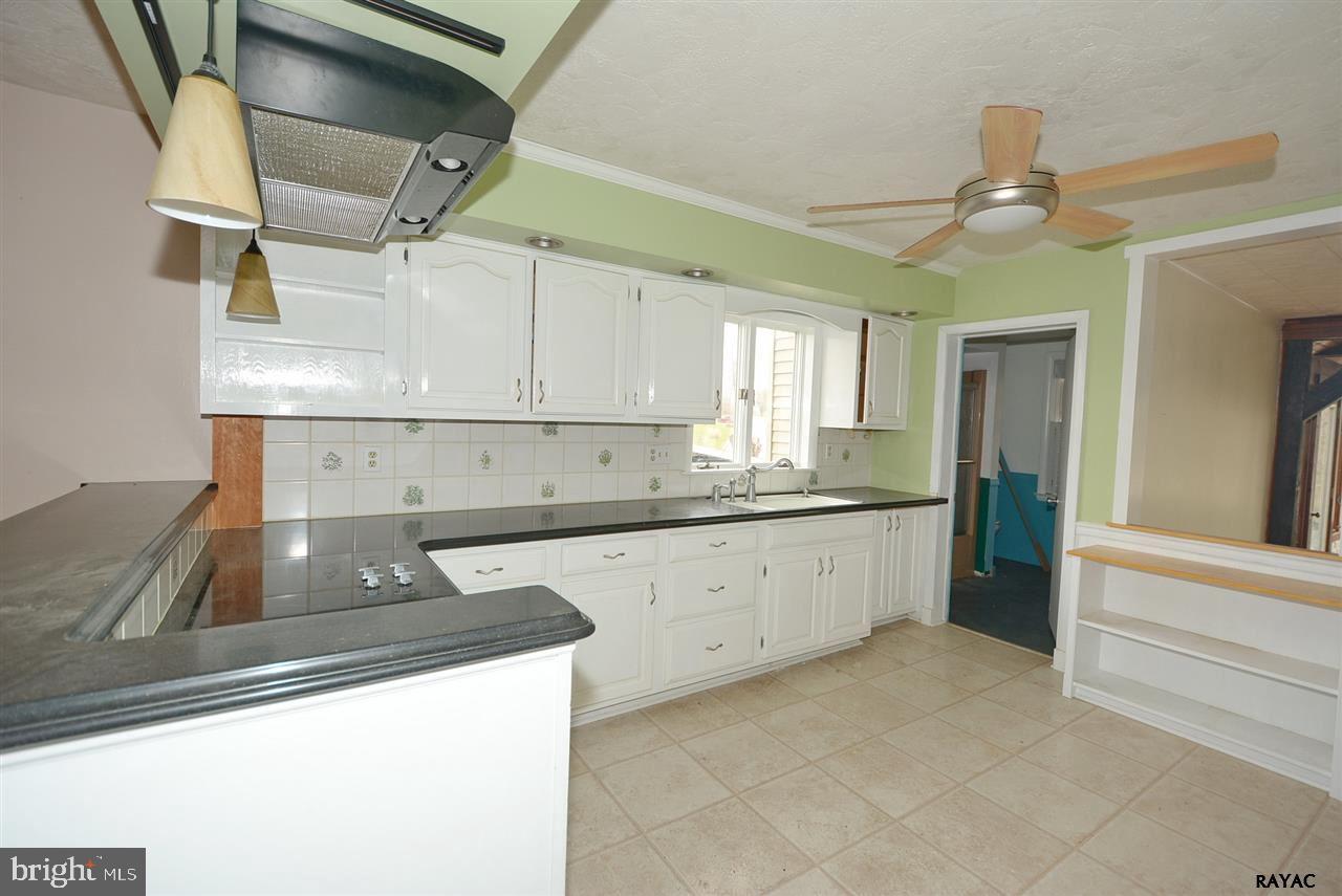 6452 Faith Way Hanover, PA 17331 - Photo 9 of 33 Gallery Image 9