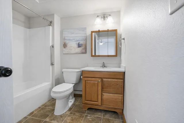 $299,900 | 300 Foxwood Drive, Unit 109, Waterford, WI 53185