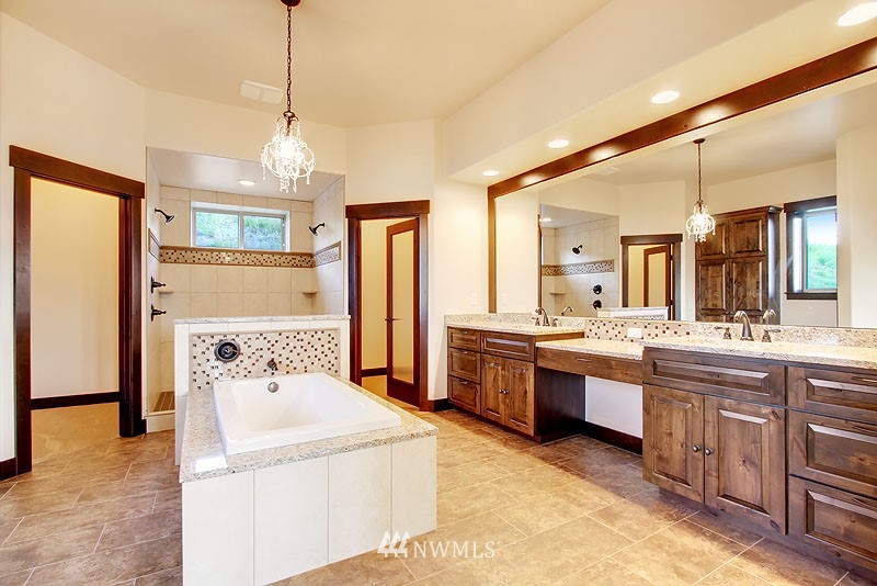 312 Clos Chevalle Road Chelan, WA 98816 - Photo 11 of 22 Gallery Image 11