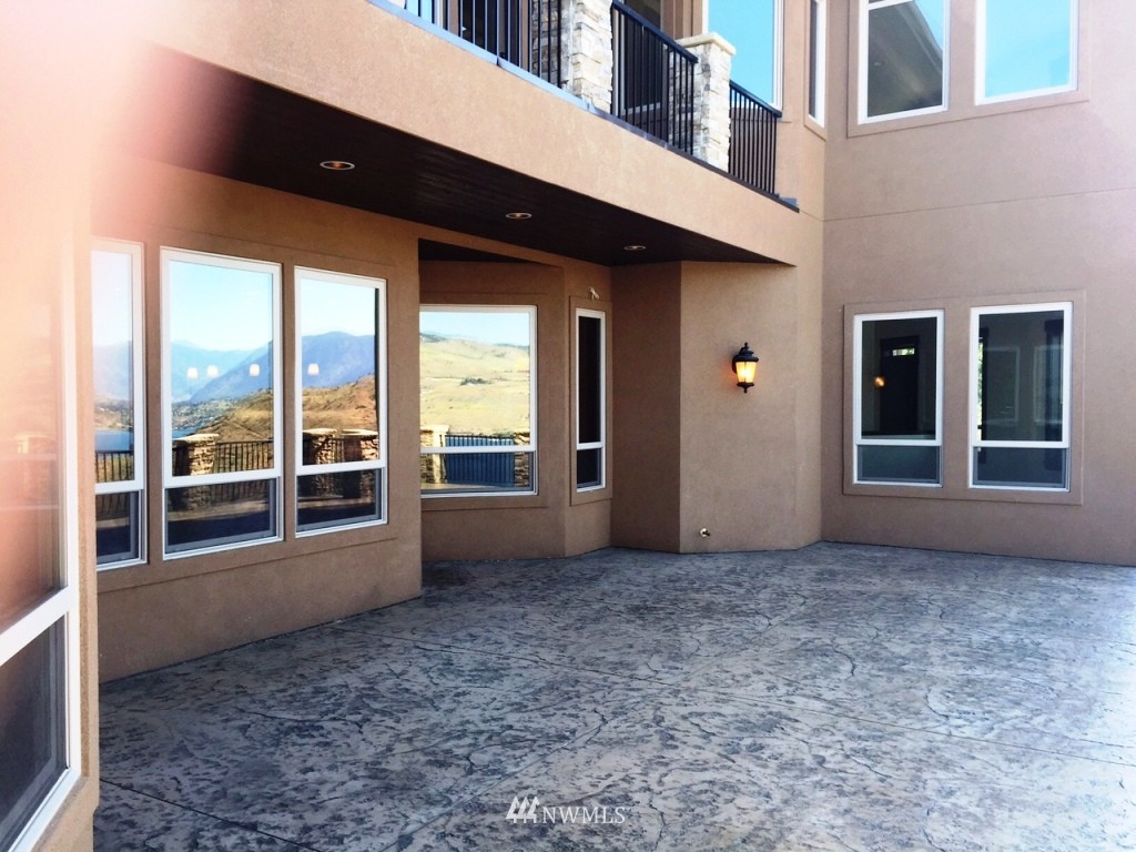 312 Clos Chevalle Road Chelan, WA 98816 - Photo 19 of 22 Gallery Image 19