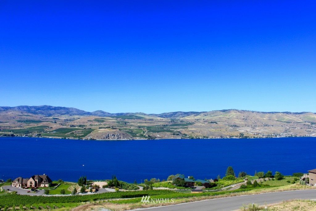 312 Clos Chevalle Road Chelan, WA 98816 - Photo 20 of 22 Gallery Image 20
