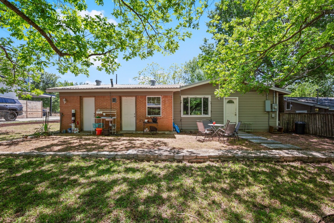 4606 South 2nd Street Austin, TX 78745 - Photo 5 of 24 a view of a house with backyard