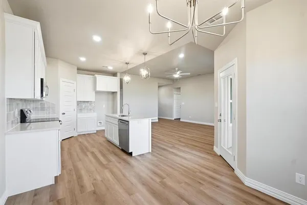 $3,200 | 7709 Sawdust Trail, Abilene, TX 79602