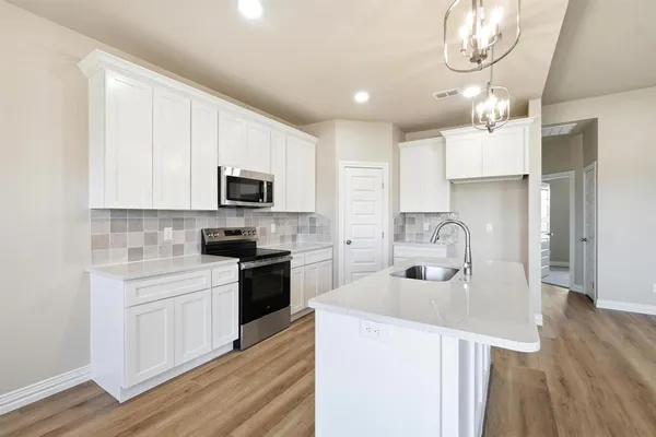 $3,200 | 7709 Sawdust Trail, Abilene, TX 79602