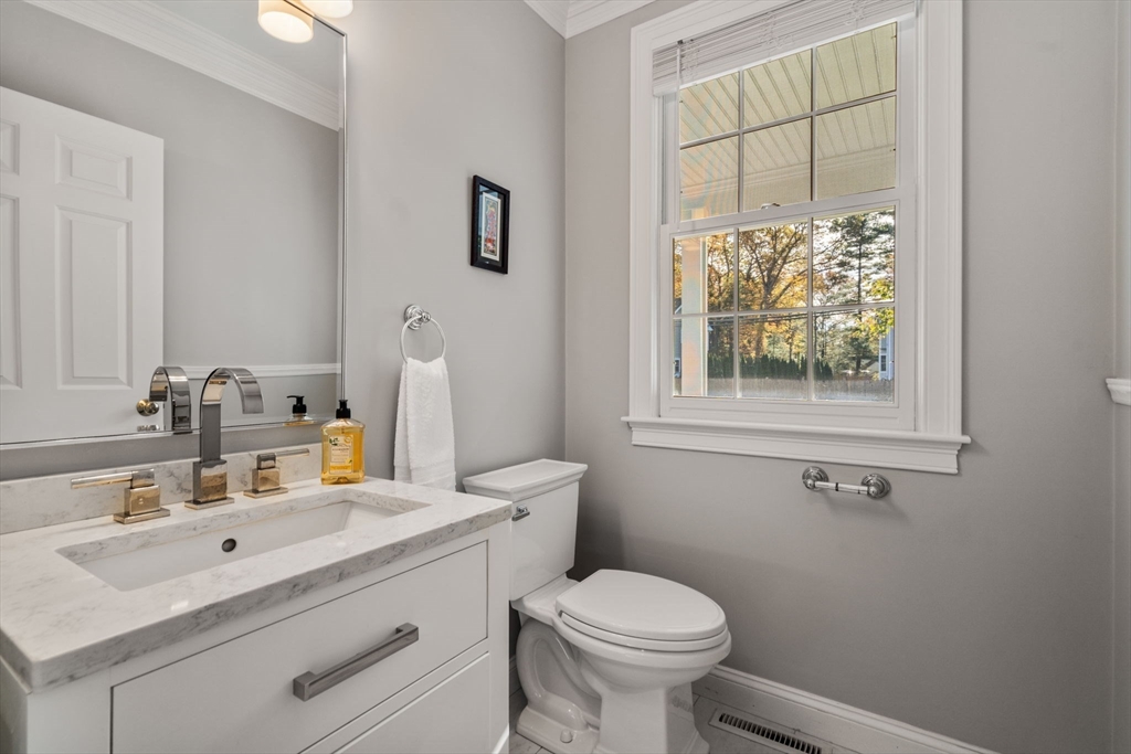 361 High Rock Street Needham, MA 02492 - Photo 17 of 38