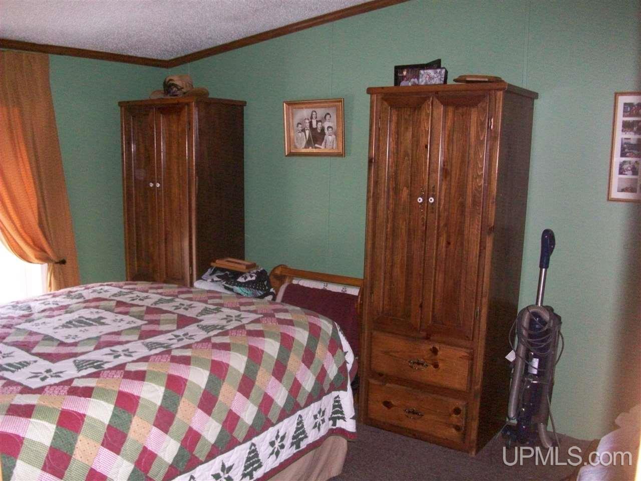 4224 16th Road Escanaba, MI 49829 - Photo 16 of 16 Gallery Image 16