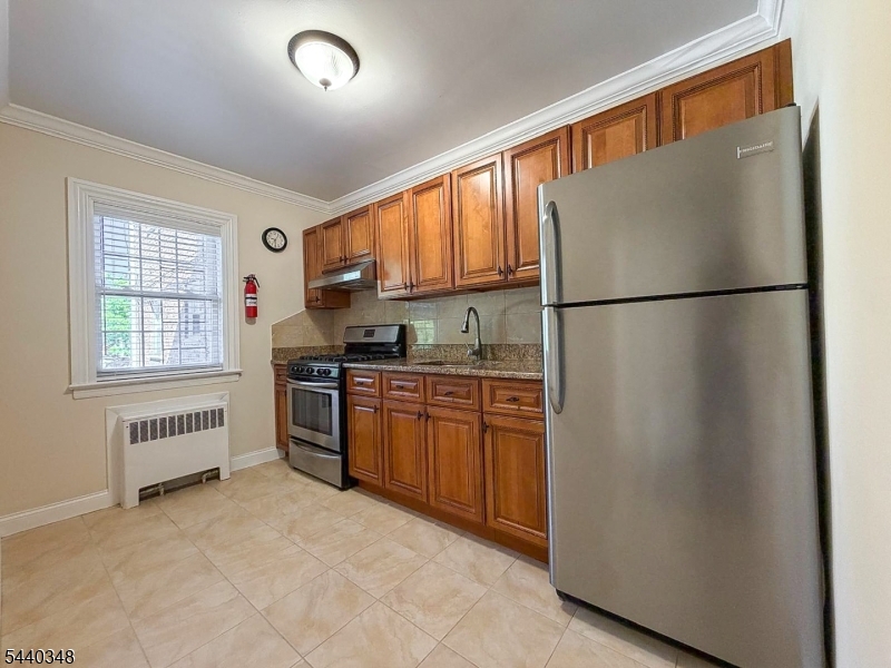604 Chestnut Street, Unit D Union, NJ 07083 - Photo 5 of 10