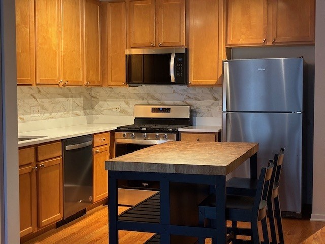 933 West Van Buren Street, Unit 523 Chicago, IL 60607 - Photo 7 of 16