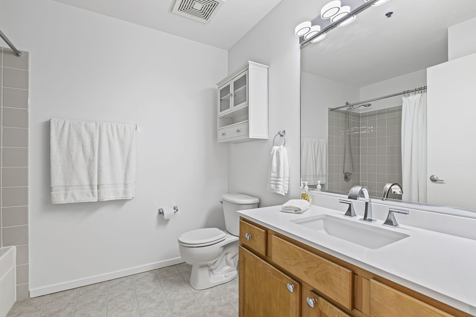 933 West Van Buren Street, Unit 523 Chicago, IL 60607 - Photo 10 of 16