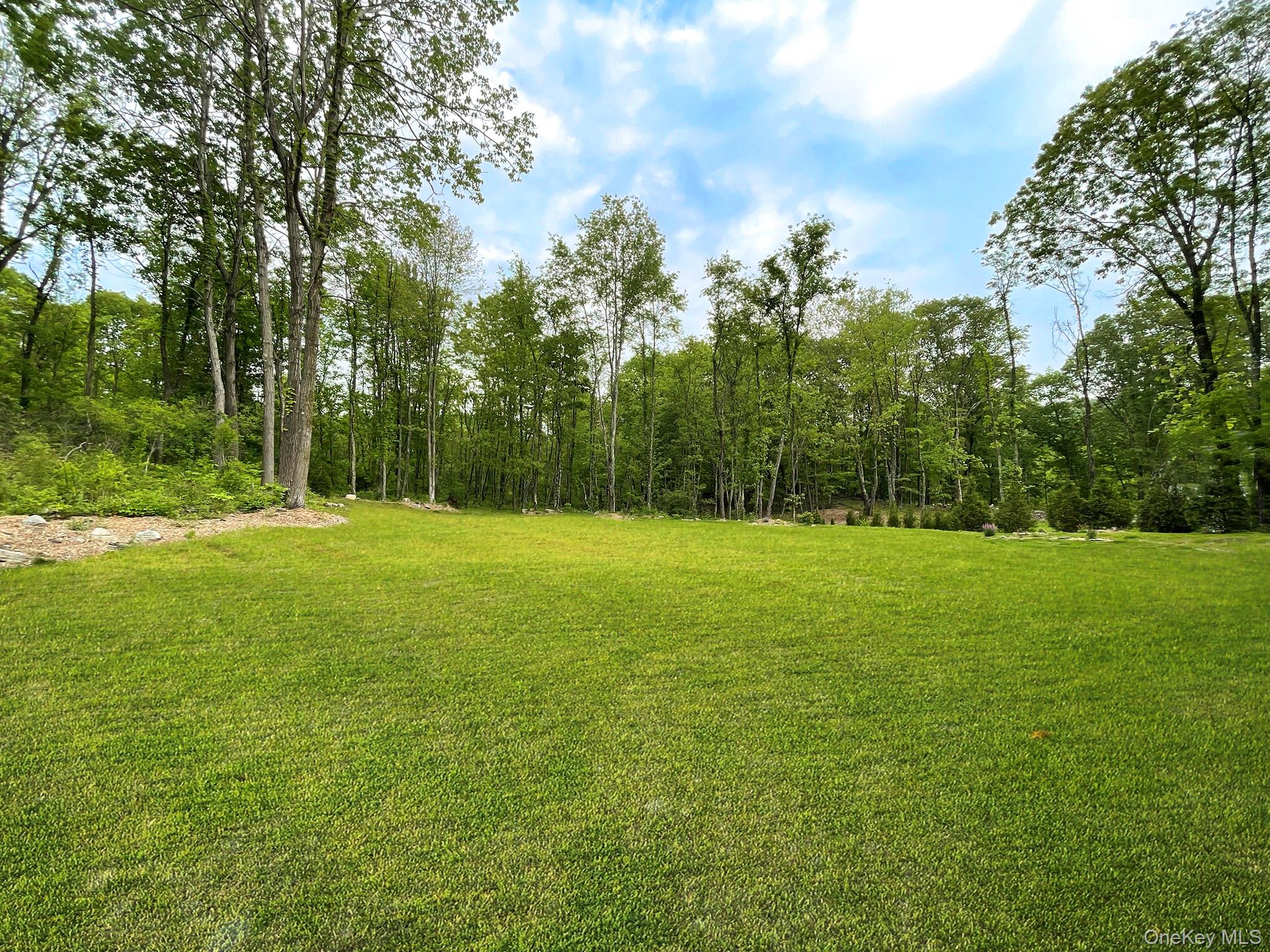 82 Hampton Road Marlboro, NY 12542 - Photo 30 of 34