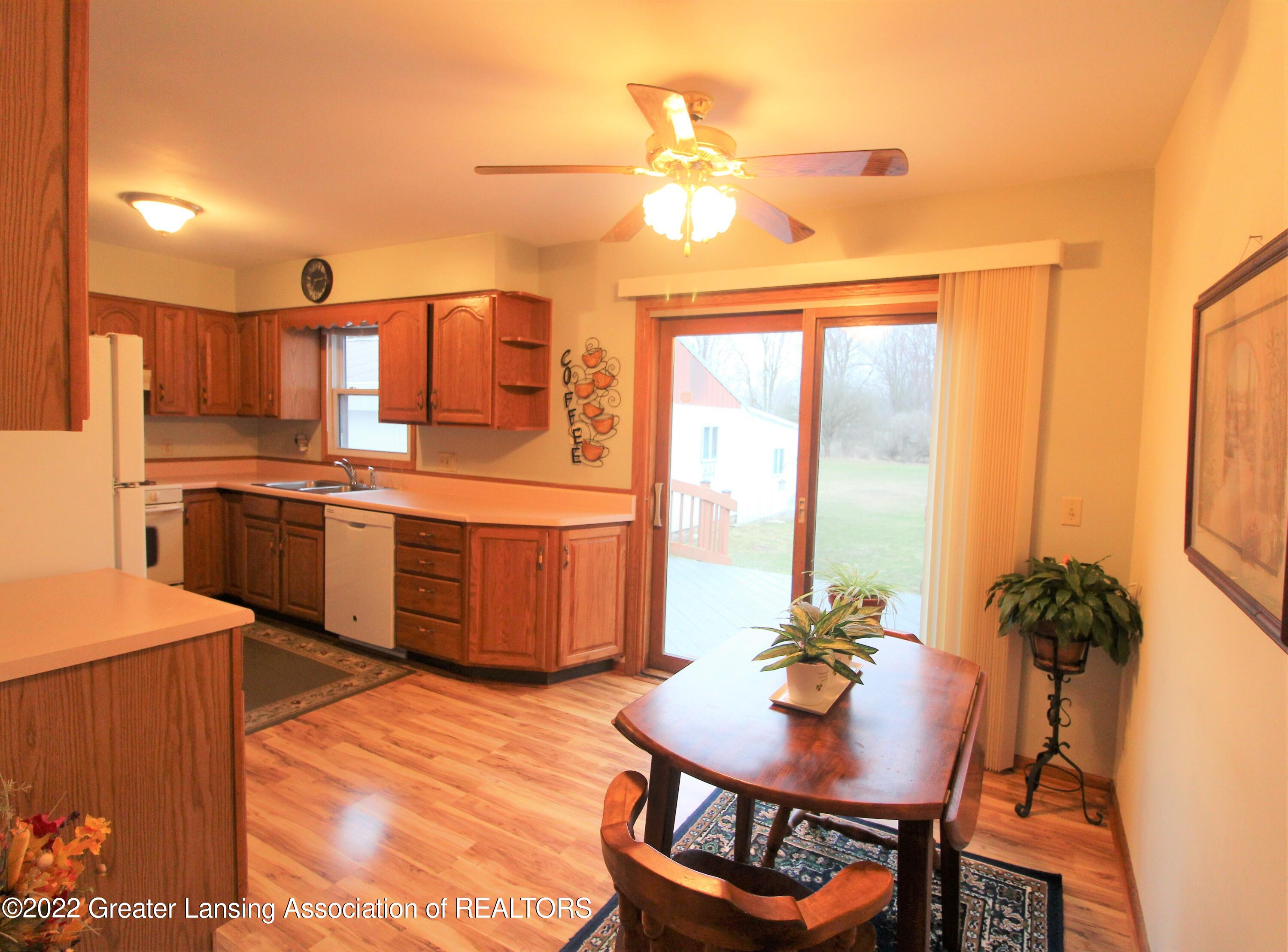 407 West Townsend Road St. Johns, MI 48879 - Photo 10 of 29 IMG_3685
