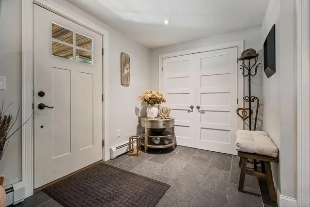 $1,325,000 | 144 Two Lights Road, Cape Elizabeth, ME 04107