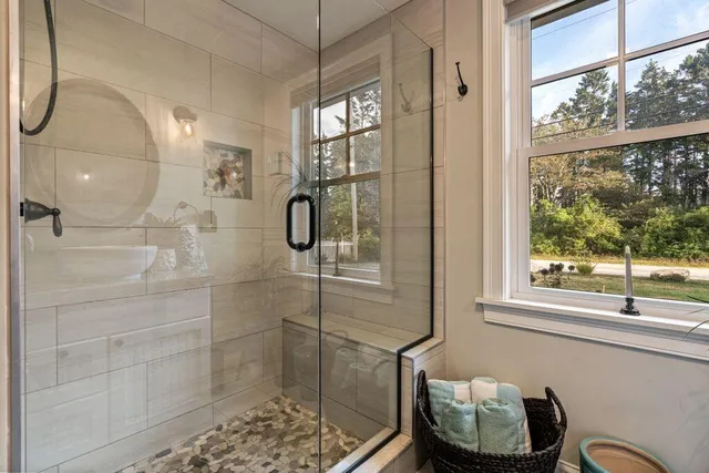 $1,325,000 | 144 Two Lights Road, Cape Elizabeth, ME 04107