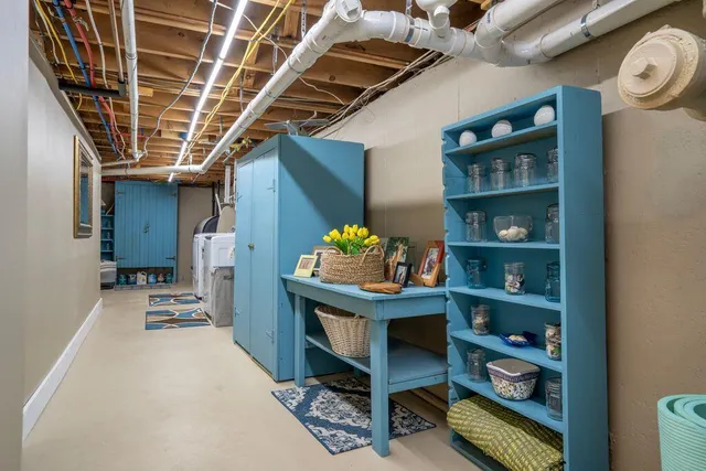 $1,325,000 | 144 Two Lights Road, Cape Elizabeth, ME 04107