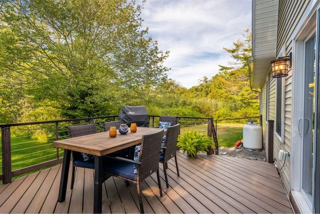 $1,325,000 | 144 Two Lights Road, Cape Elizabeth, ME 04107