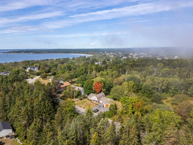 $1,325,000 | 144 Two Lights Road, Cape Elizabeth, ME 04107