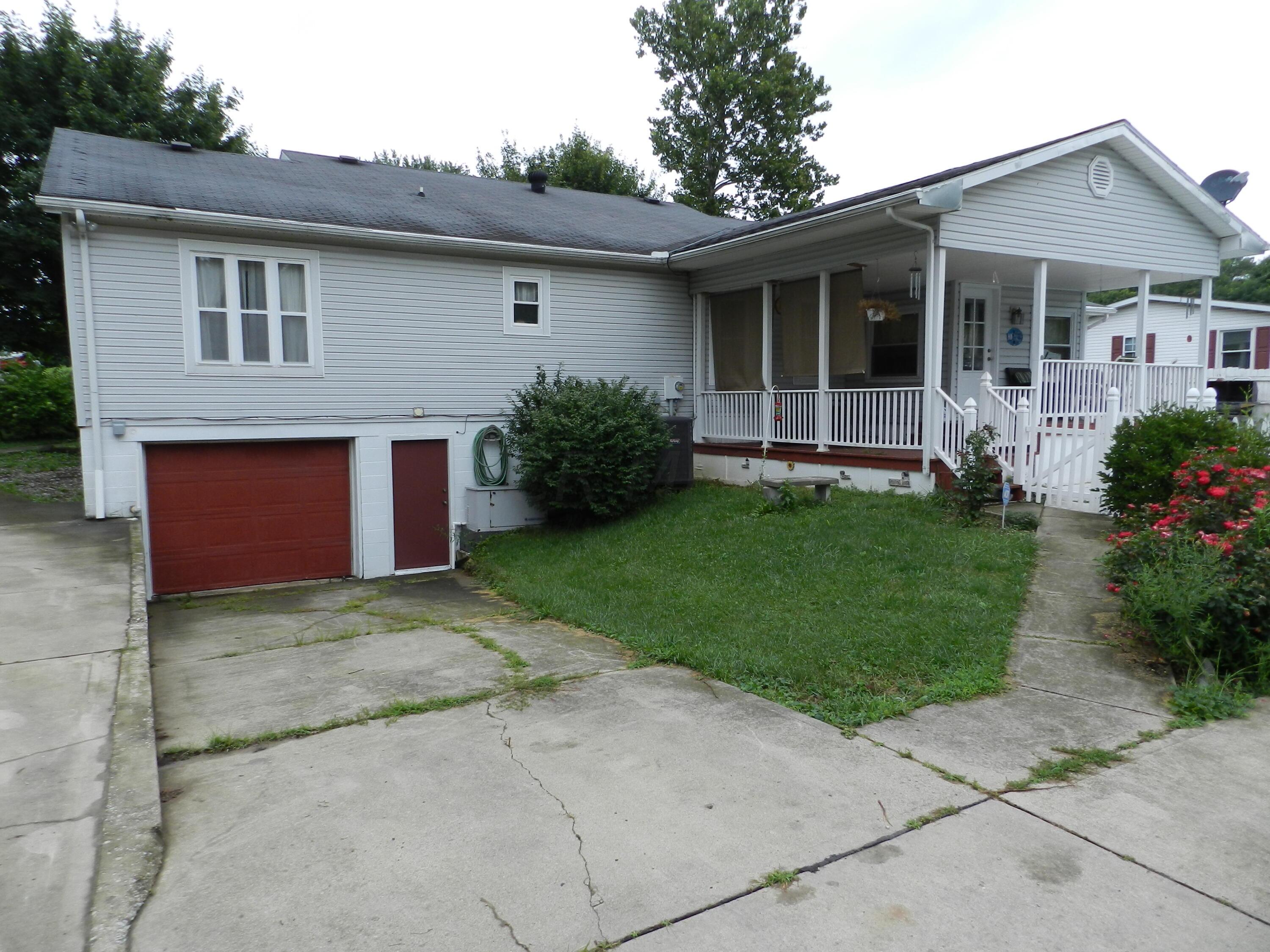 8551 Royalton Road Southwest Lancaster, OH 43130 - Photo 4 of 19 DSCN6198