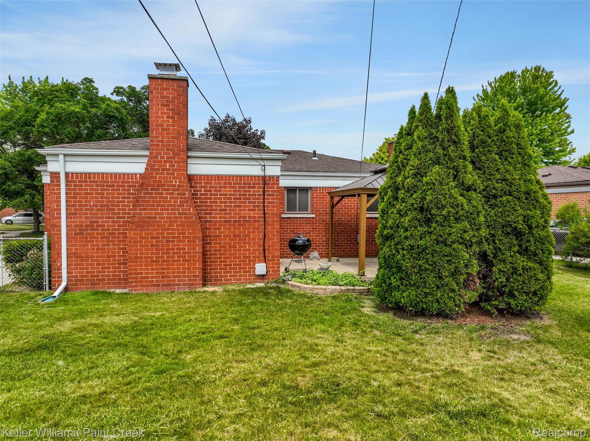 29720 Merrick Warren, MI 48092 - Photo 40 of 50 39-29720 Merrick, Warren 0038.jpg
