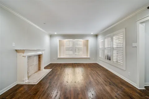 $899,000 | 1432 Sylvan Avenue, Dallas, TX 75208