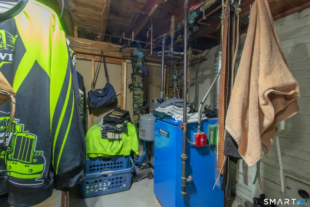 $299,000 | 46 Woodycrest Drive, East Hartford, CT 06118